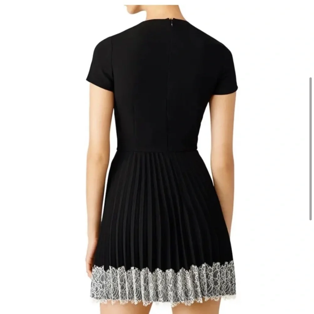 RED VALENTINO AUTHENTIC Black Pleated Lace Hem Mini Dress IT 48 US 12 M - Picture 2 of 8